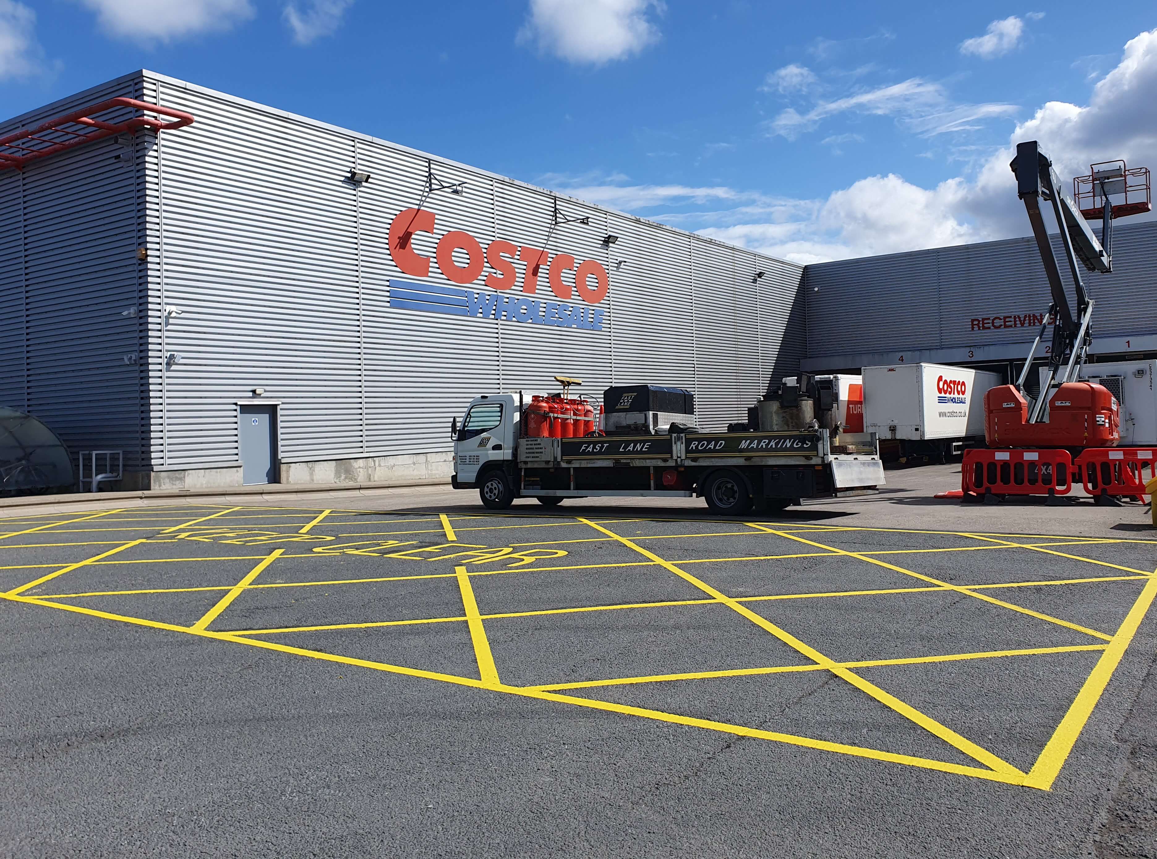 Costco, Gateshead - Cross hatched Keep Clear Markings