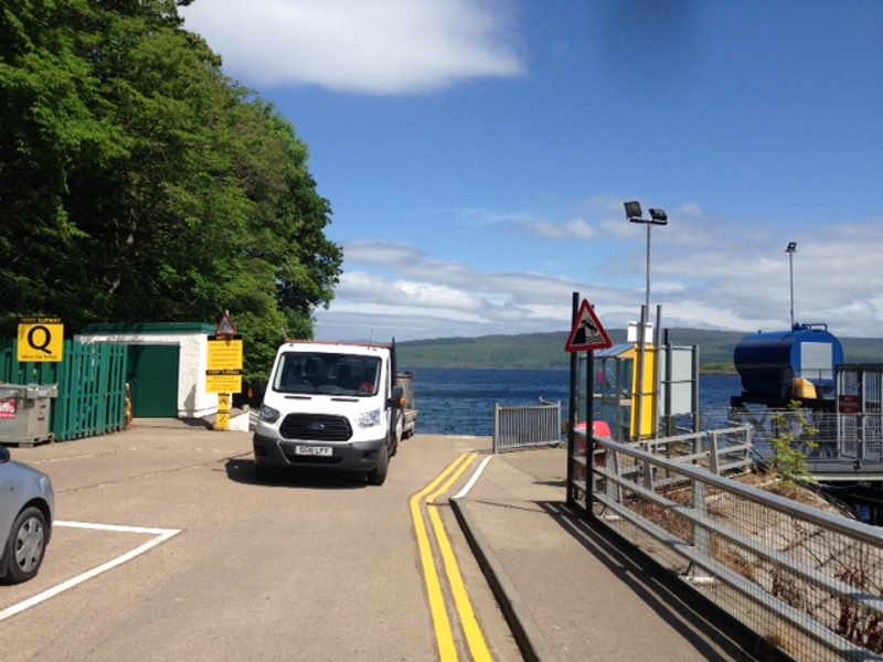 Tobermory Pier - Double yellow lining.
